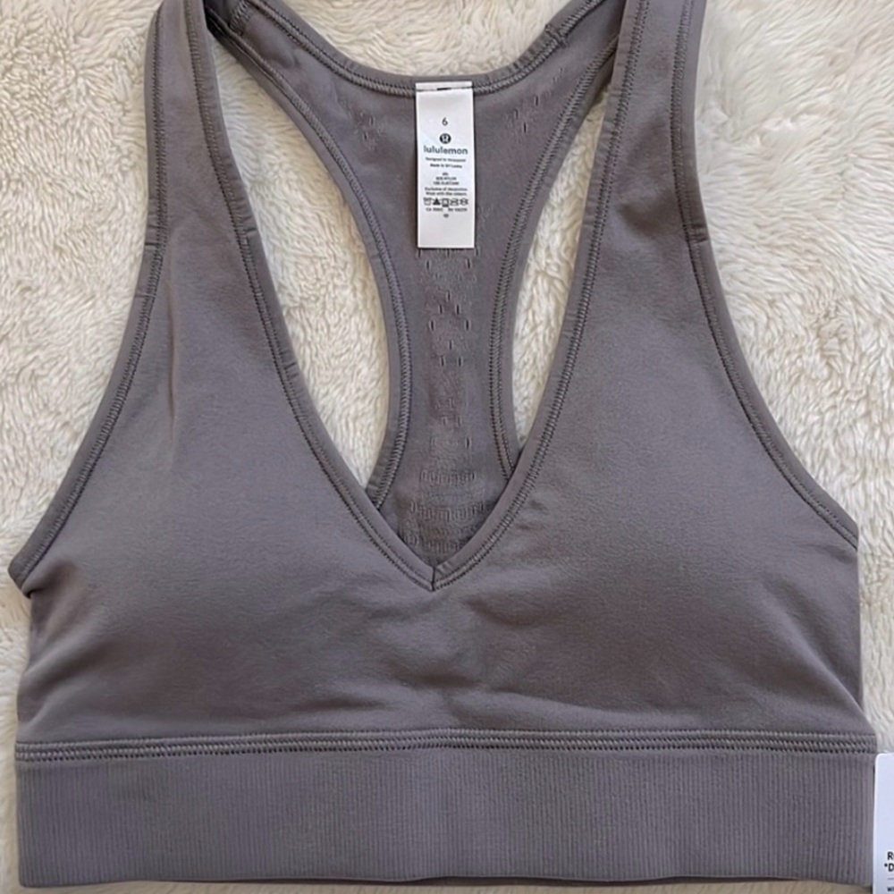 **SOLD** Lululemon Reveal Bra A/B *Digital Rain
